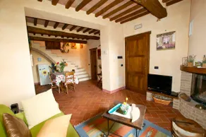 A typical TTuscany home in a stone cottage/pool - Image 4