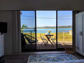 Salt Beach House @ Blacksmith - Image 4