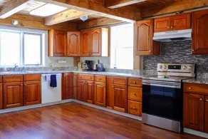 Nouvelle Annonce Spacious Cabin Style house. - Image 3