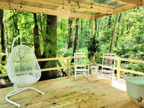 The Palm House W/ Outdoor Bath - Image 2