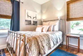 Ideal for Couples. Great value. Close to Downtown - Image 2