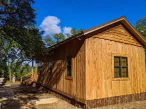 Hawk's Hollow- A Funky Hill Country Cabin - Image 2