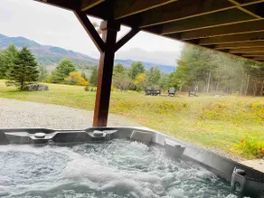 Secluded Chalet w/ Hottub & Stunning Mtn Views - Image 3