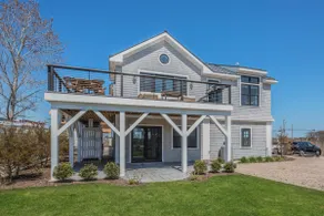 Matunuck Waterfront Retreat, Private Development - Image 3