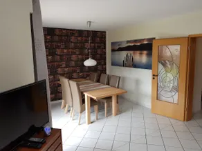 Quiet, centrally located apartment with terrace - Image 3