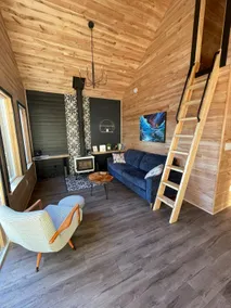 Isla's Cottage/Seaside retreat in Southern Bay, NL - Image 4
