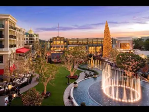 Modern 2BR/2BA Apartment in the Heart of Glendale - Image 2