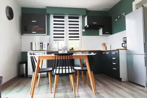 Superb apartment with terrace, 2 minutes from the beaches/port - Image 5