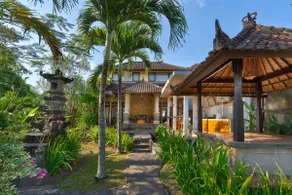 4 BR Villa Karangasem | overlooking Lempuyang - Image 5