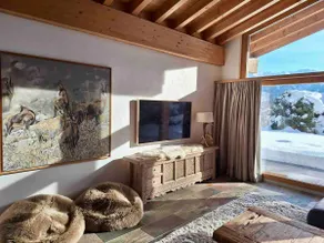 Exclusive Laax Chalet with Breathtaking Views - Image 5