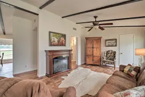 On Scenic 60-Acre Farm: Carmine Cottage w/ Porch - Image 4