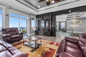 Beautiful Oceanview home in North Nanaimo - Image 3