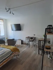 Charming apartment - Image 2