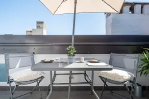 Charming apartment with terrace in the heart of the city - Image 3