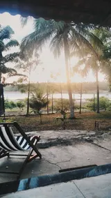 Lake House - Image 2