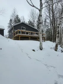 Lakefront 4 bedroom cottage just west of Bancroft - Image 2