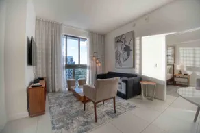 Luxury Paradisum on the 18th of Downtown Doral - Image 4