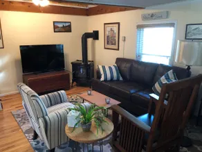 Holly Ridge Cottage - Image 4
