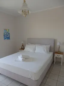 Coastal Apartment Christina - Image 4