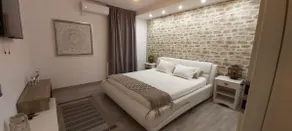 Sara's Vila - Image 2