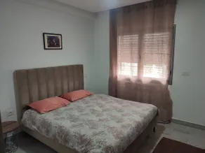 Beautiful 2 bedroom with parking - Image 2