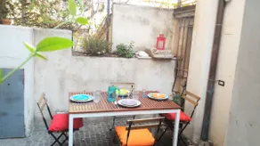 Passetto aparment with patio - Image 2