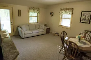 Lovely Apartment in the Woods with Hot Tub - Image 4