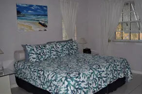 Coral Walk Condo - Image 4