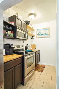 Adorable Historic & Charming Walkable Safe Area - Image 4