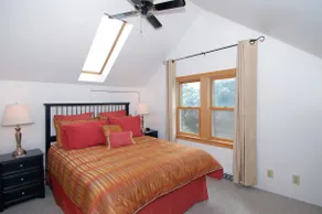 Dog Friendly Cozy Cottage Rental on Lake Michigan! - Image 5