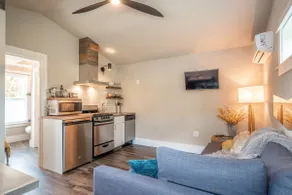 NoPotel, comfortable guesthouse in Portland! - Image 4