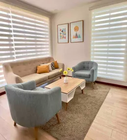 Modern apartment in Calacoto - Image 5