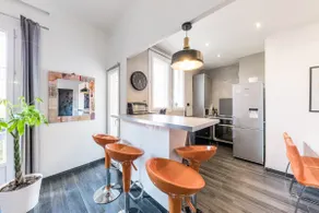 Two-room apartment near Chanot, stadium, St Joseph hospital, beaches - Image 5
