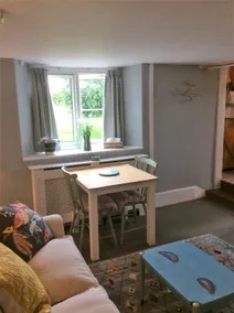 Langdon Farm Cottage - Image 3