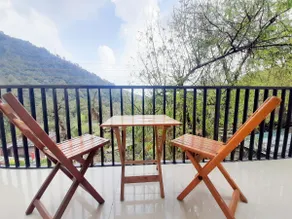 Beautiful House In Woods | 3 Beds |Food | Balcony - Image 5