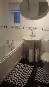 4 Bedroom Cardiff Bay View House - Image 3