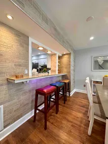 Cozy and modern 3 bedrooms 2.5 Bath 2 levels - Image 3