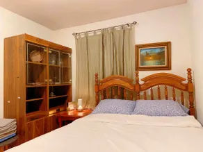 Blissful Retreat w/A trail behind, 2 bathroom & AC - Image 4