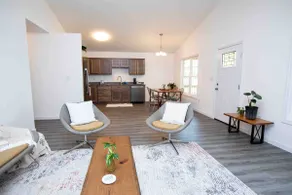 Farmville Modern Farmhouse - Image 3