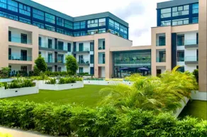 Fancy serviced 2 BR duplex Apt, @Embassy Gardens. - Image 5