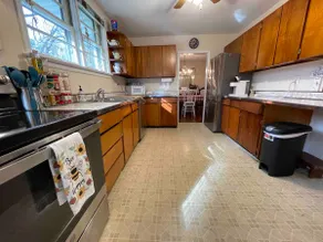 Big Retro Ranch House near Sesame Place - Image 3