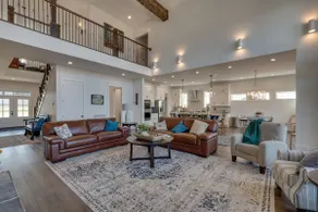 Beautiful Tim's Ford Lake House (Sleeps 20) - Image 4