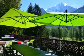 Incredible Chalet-Terrace Incredible-Jacuzzi & Sauna - Image 2