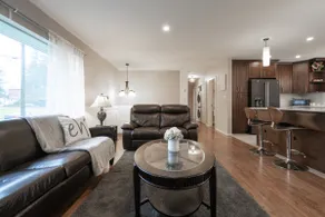 6 bdrm Renovated private rustic home - Image 2