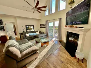 Million Dollar Catskill Sunset Views - Hudson - Image 2