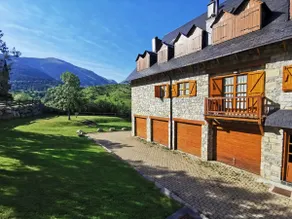 Appartement au Pla de l'Ermita dans la Vallée de BoÏ , Pyrénées Catalanes - Image 3