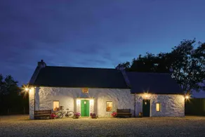 Maggie Deenys Cottage - Image 4