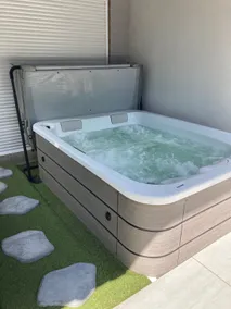 Enjoy: Pool, Jacuzzi and Air Conditioning - Image 5