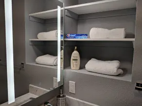 Cozy Luxury Studio with A/C near Airport! - Image 2