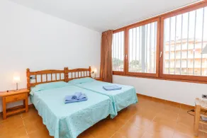 20 meters from the beach, free Wi-Fi, swimming pool, parking - Image 4